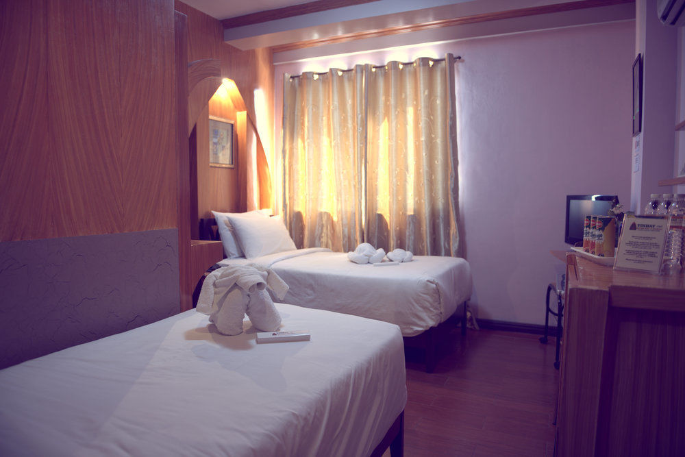 Tinhat Halal حلال Certified Boutique Hotel And Restaurant Davao Luaran gambar