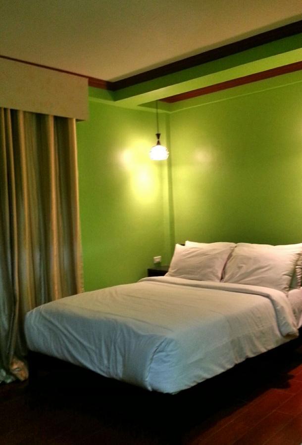Tinhat Halal حلال Certified Boutique Hotel And Restaurant Davao Luaran gambar