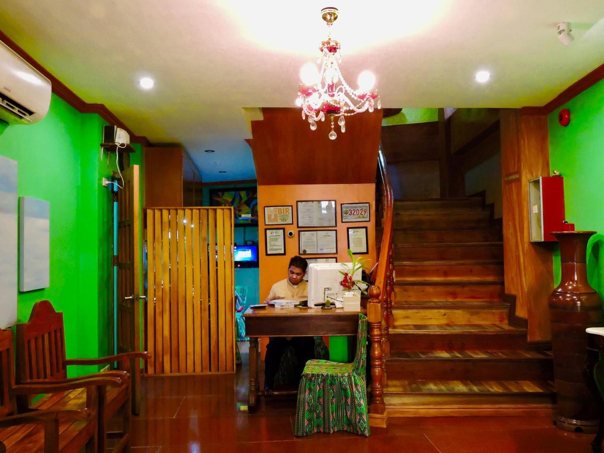 Tinhat Halal حلال Certified Boutique Hotel And Restaurant Davao Luaran gambar