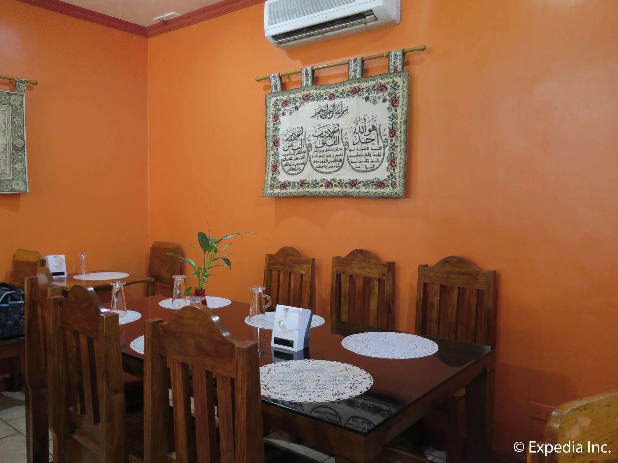 Tinhat Halal حلال Certified Boutique Hotel And Restaurant Davao Luaran gambar